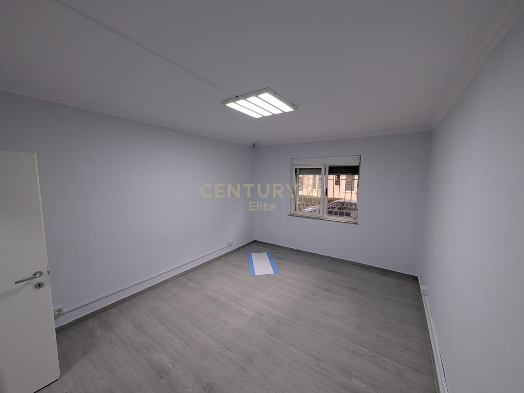 Apartment 2+1 office for rent near Diplomat 2.