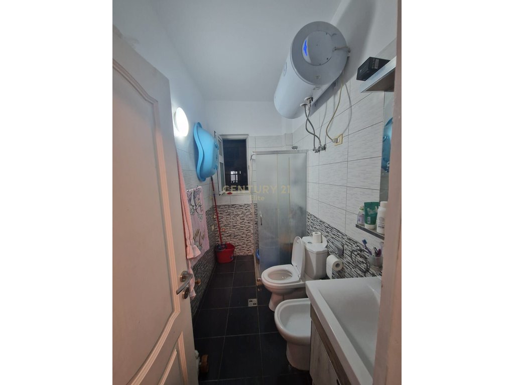 Apartment 1+1 for sale on Mine Peza street, Tirana.