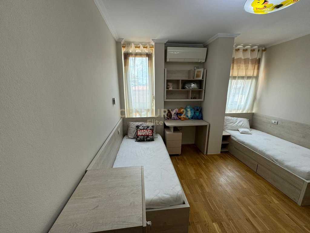 Apartment 2+1+2 for rent near Selvia.
