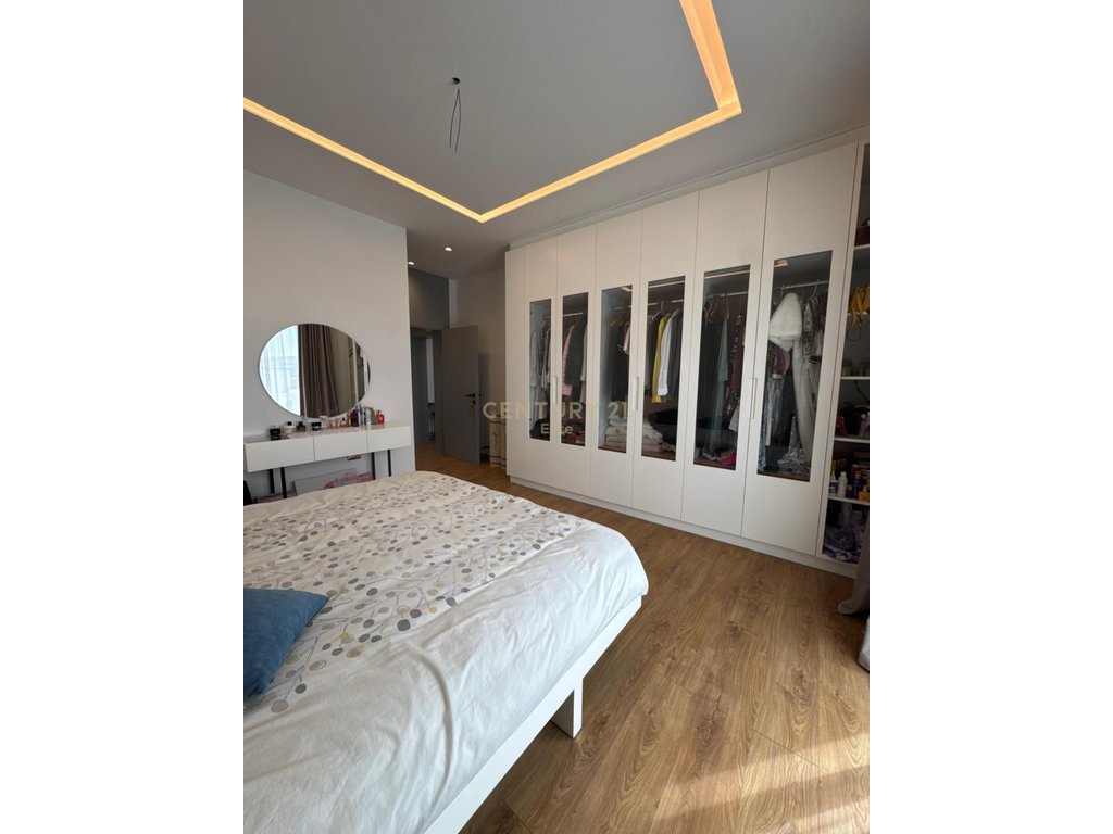 2-Story Villa for Sale in Farkë, near the Lake – Elite Area