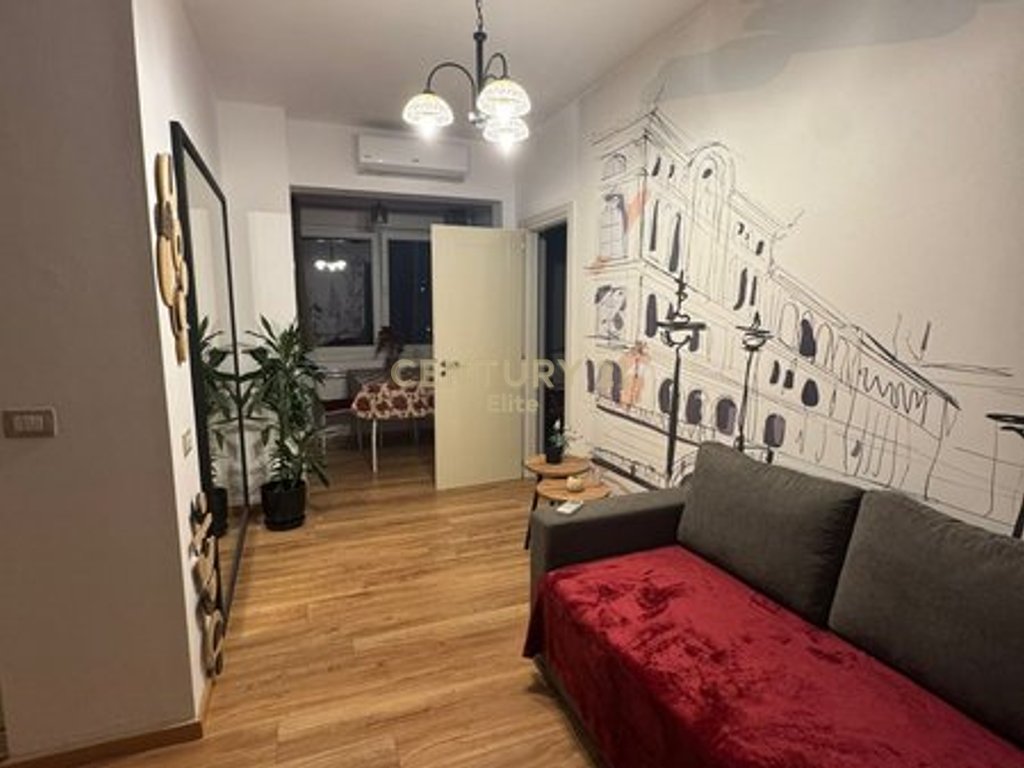 1+1 apartment for rent near 21 Dhjetori