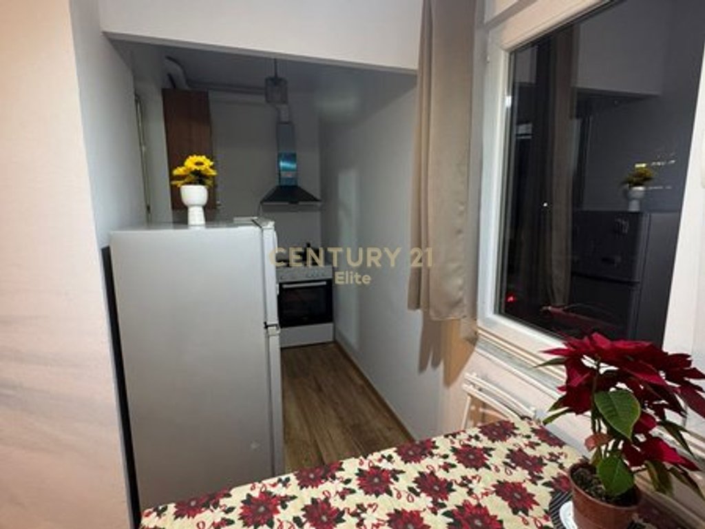 1+1 apartment for rent near 21 Dhjetori