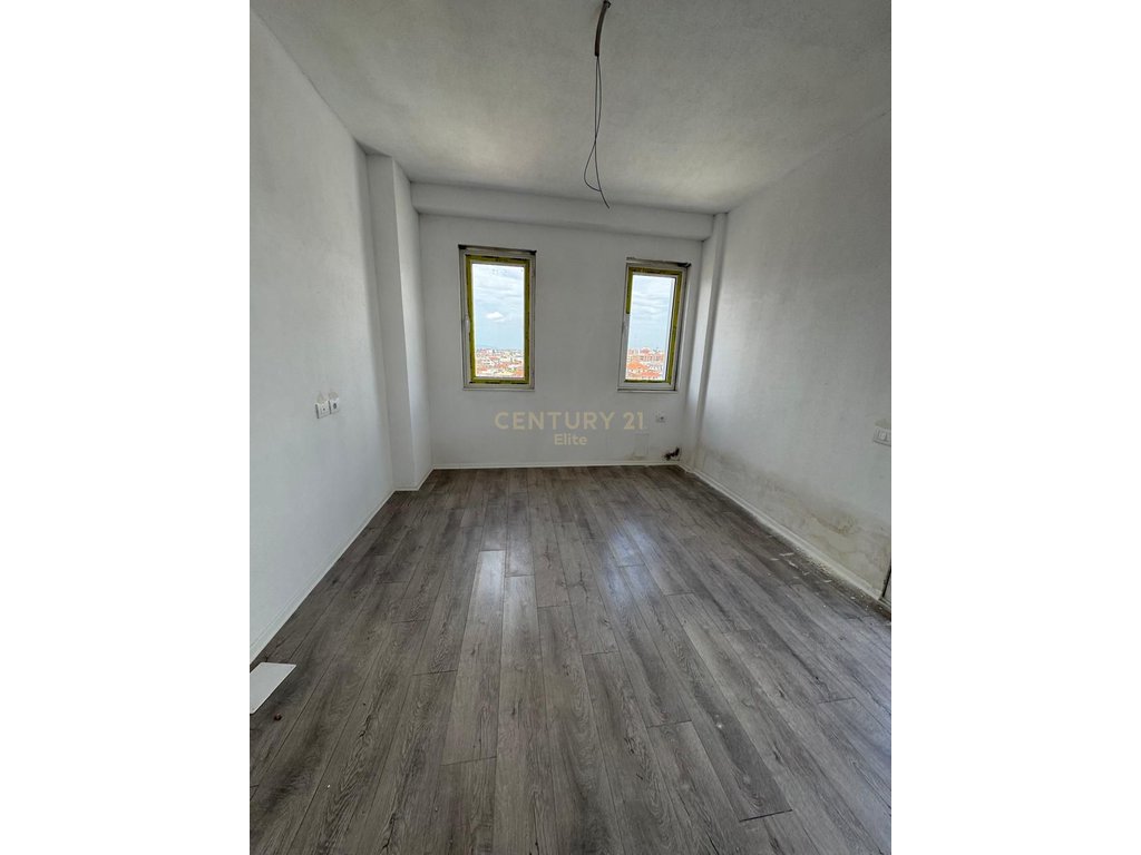Apartment 1+1+Veranda for Sale in White Power Complex, Kamez Center, Tirana