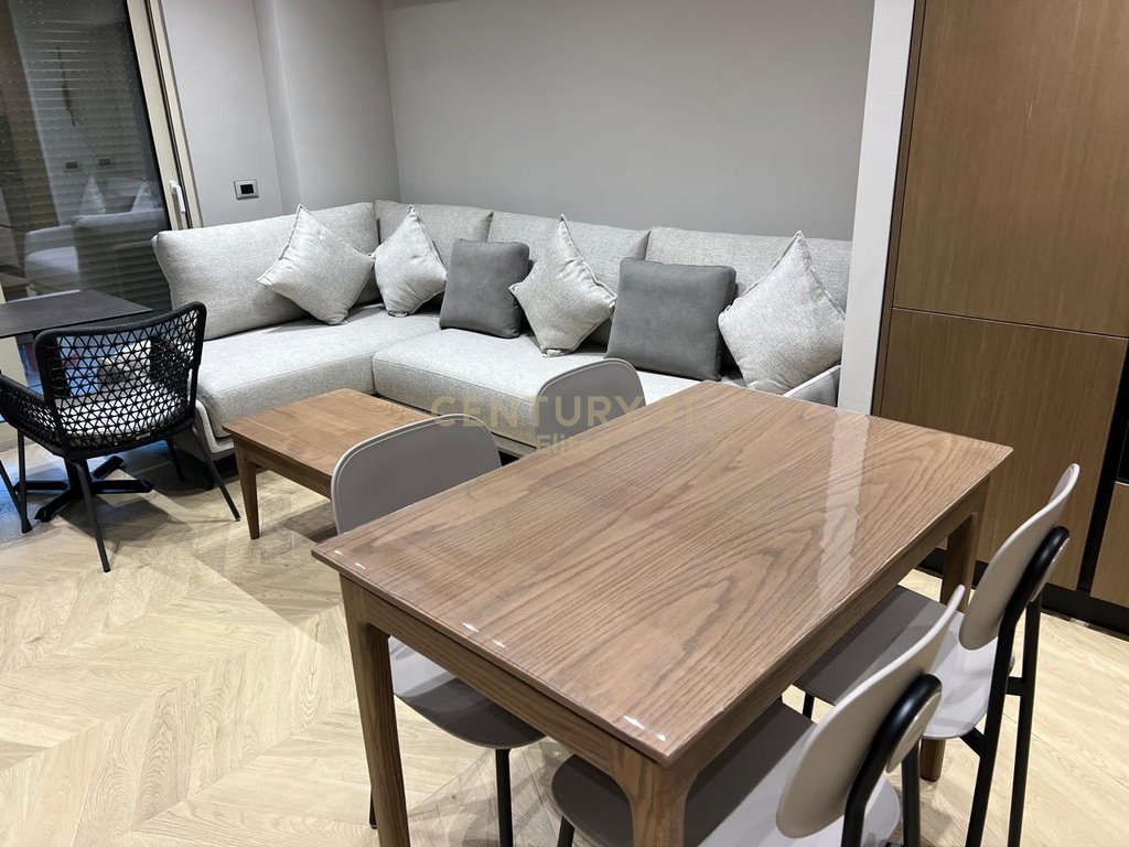 1+1 Apartment For Rent in Myslym Shyri, Tirana – 1000€ Gross | 65 m²