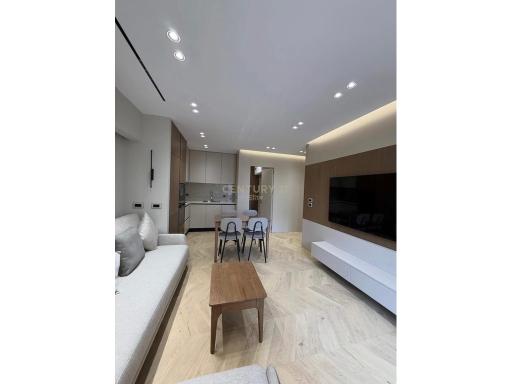 1+1 Apartment For Rent in Myslym Shyri, Tirana – 1000€ Gross | 65 m²