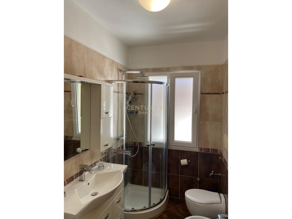 Two-story villa for rent Lura 1 at Lalzi Bay