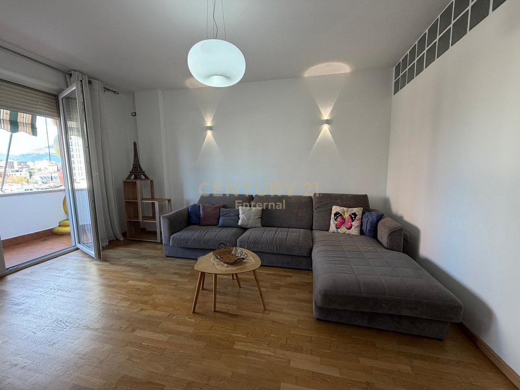 Apartment 2+1+Parking for Rent near the Pyramid