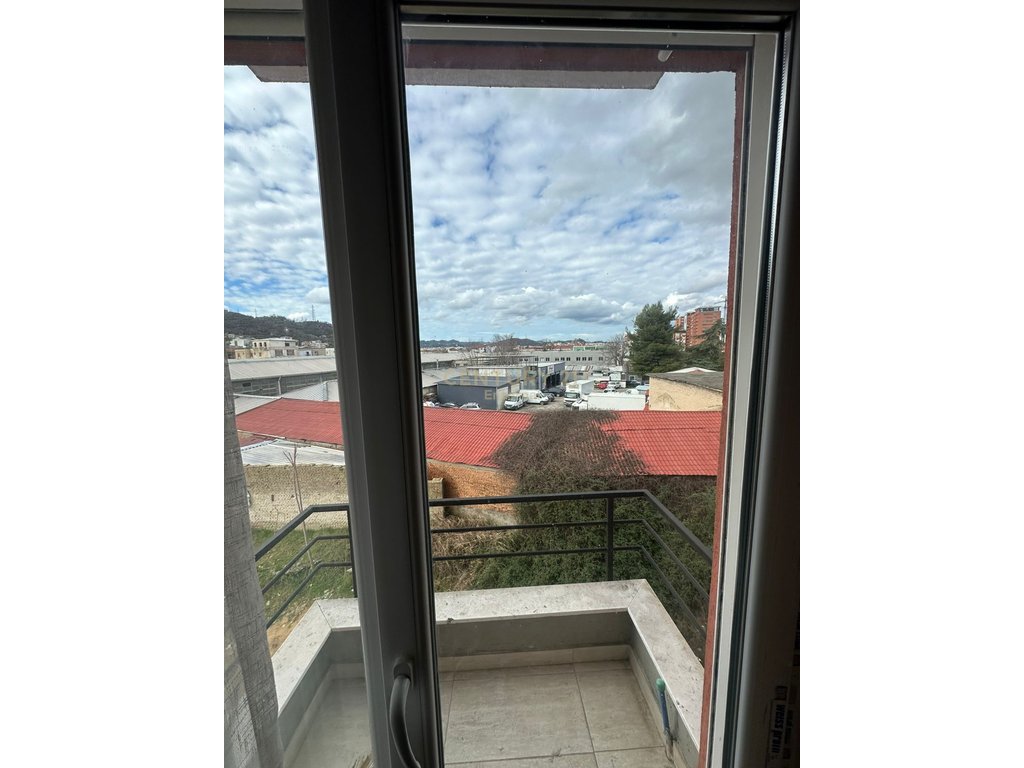 Description - 2+1 Apartment for Rent Near the Mosque