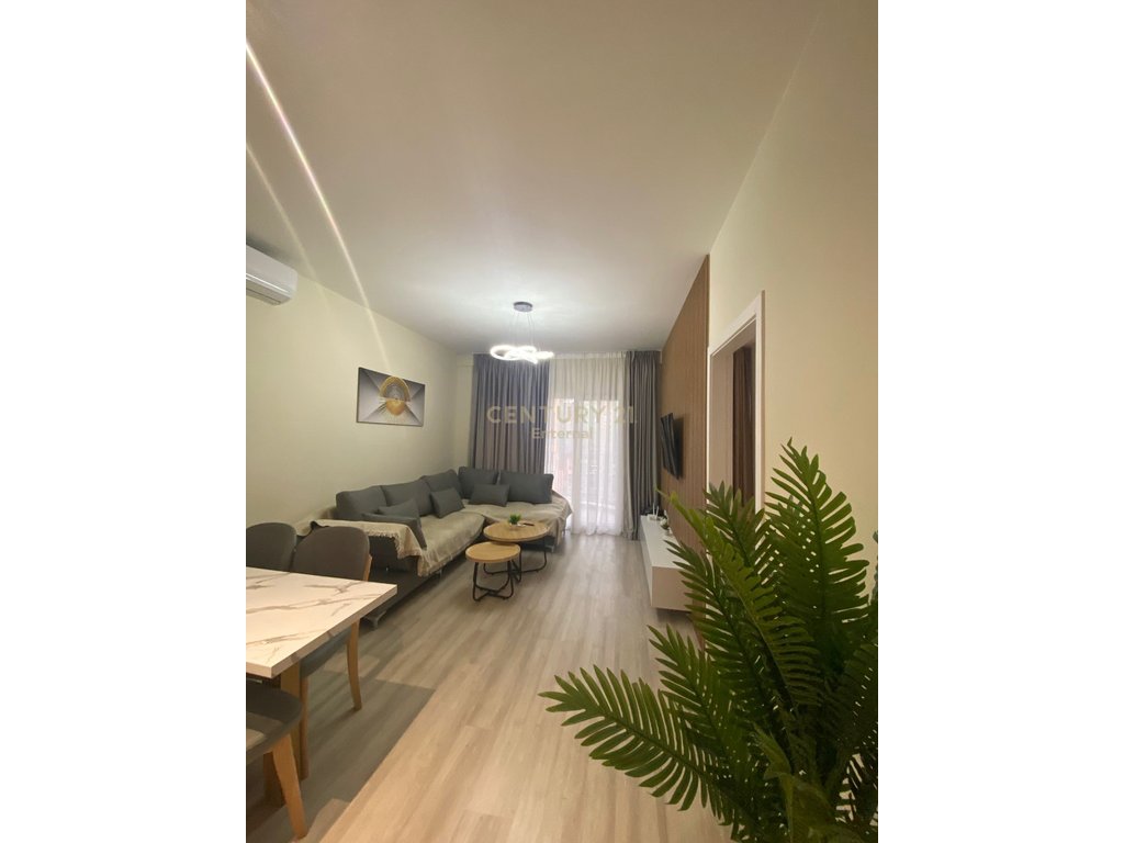 APARTMENT FOR RENT ZOGU I ZI