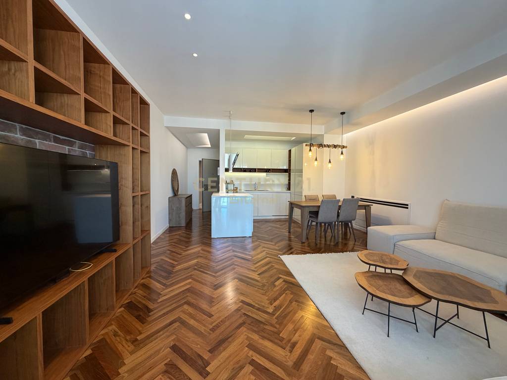 Apartment 2+1+ Parking Space for Rent at Ambasador 3
