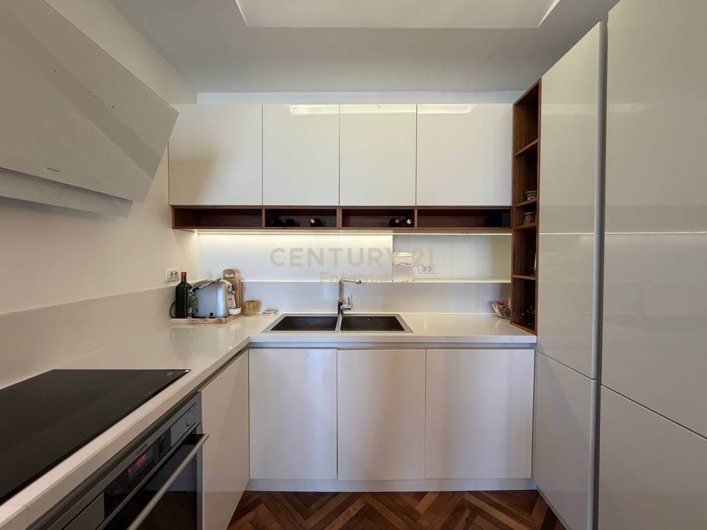 Apartment 2+1+ Parking Space for Rent at Ambasador 3