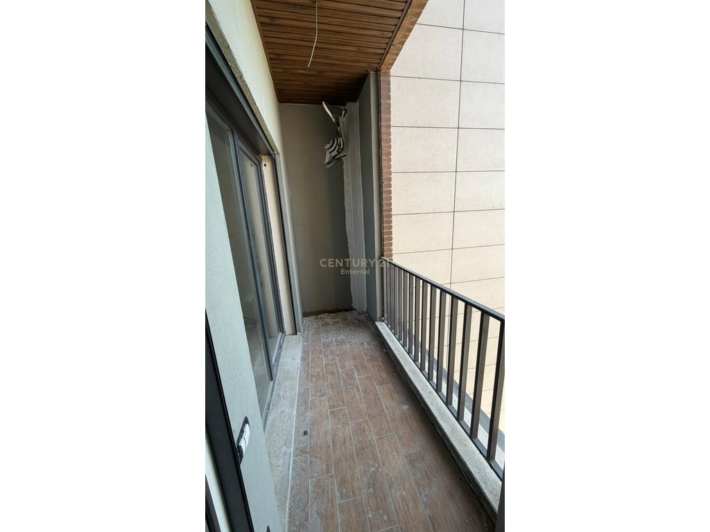 Kavaja Road - 1+1 for sale near the Tirana beer factory