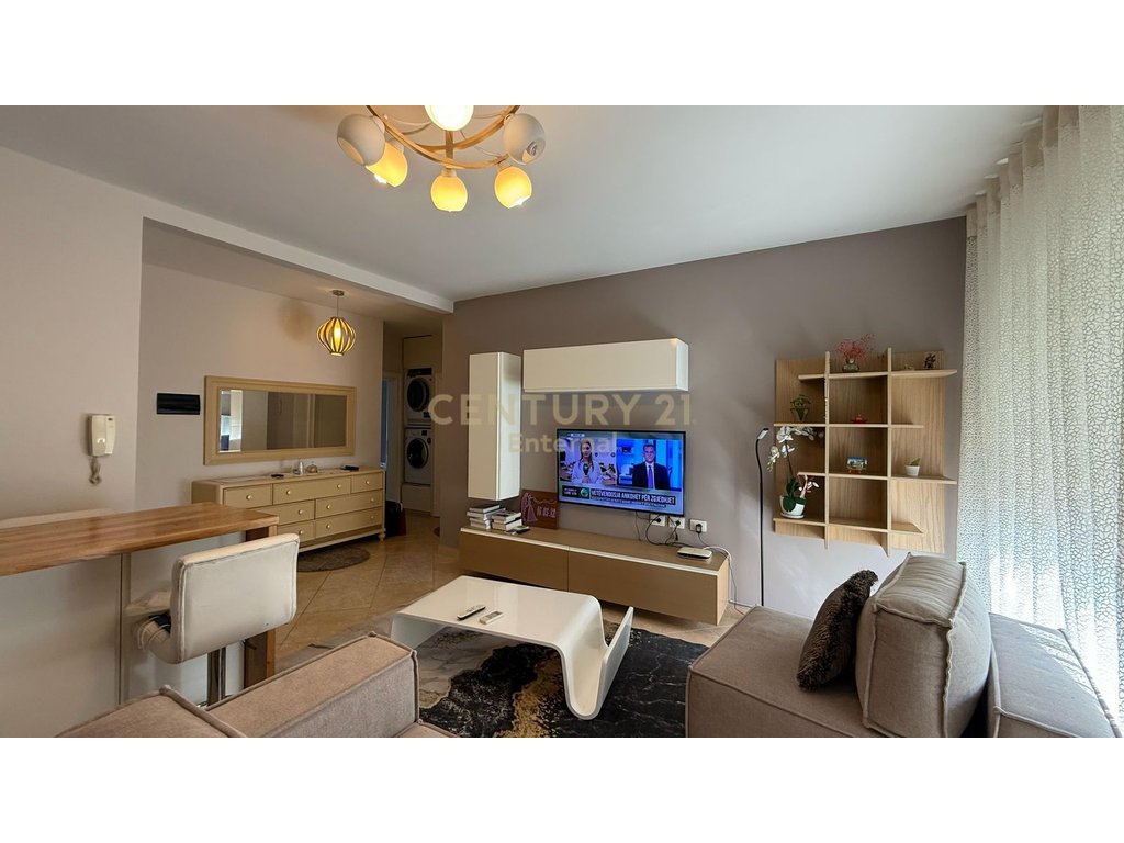 Apartment 2+1 For Rent Elbasan Street