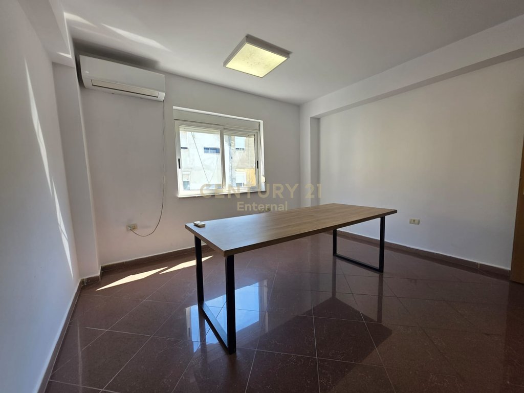 2+1 Apartment for Rent near Dinamo Stadium