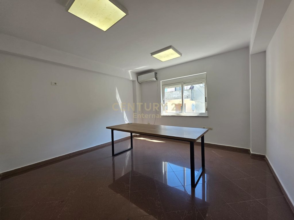 2+1 Apartment for Rent near Dinamo Stadium