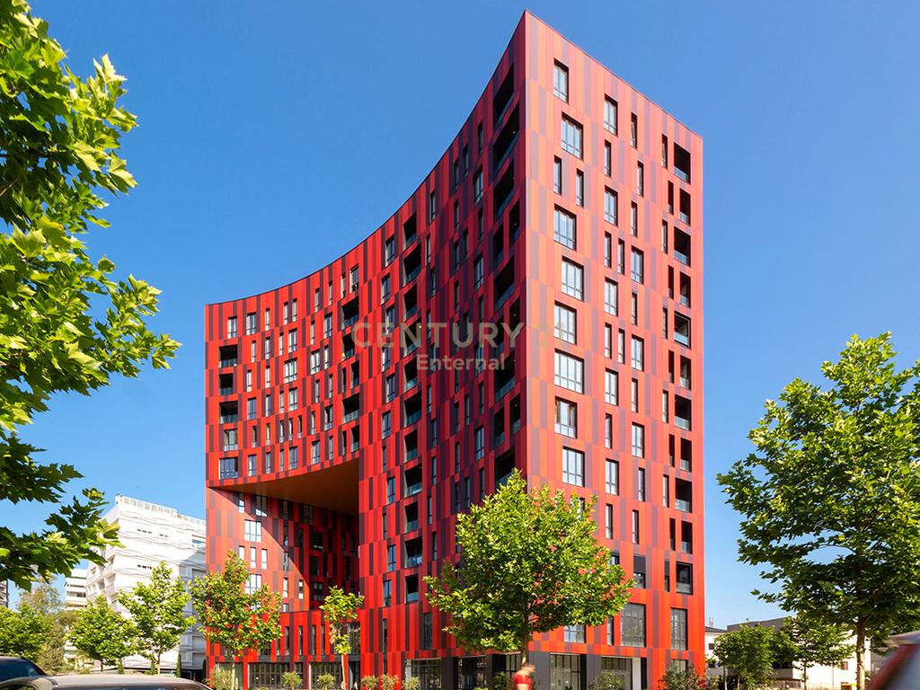 2+1 Apartment for Rent at Park Gate, Elasan Street