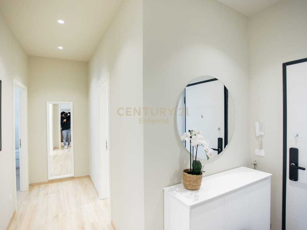 2+1 Apartment for Rent at Park Gate, Elasan Street