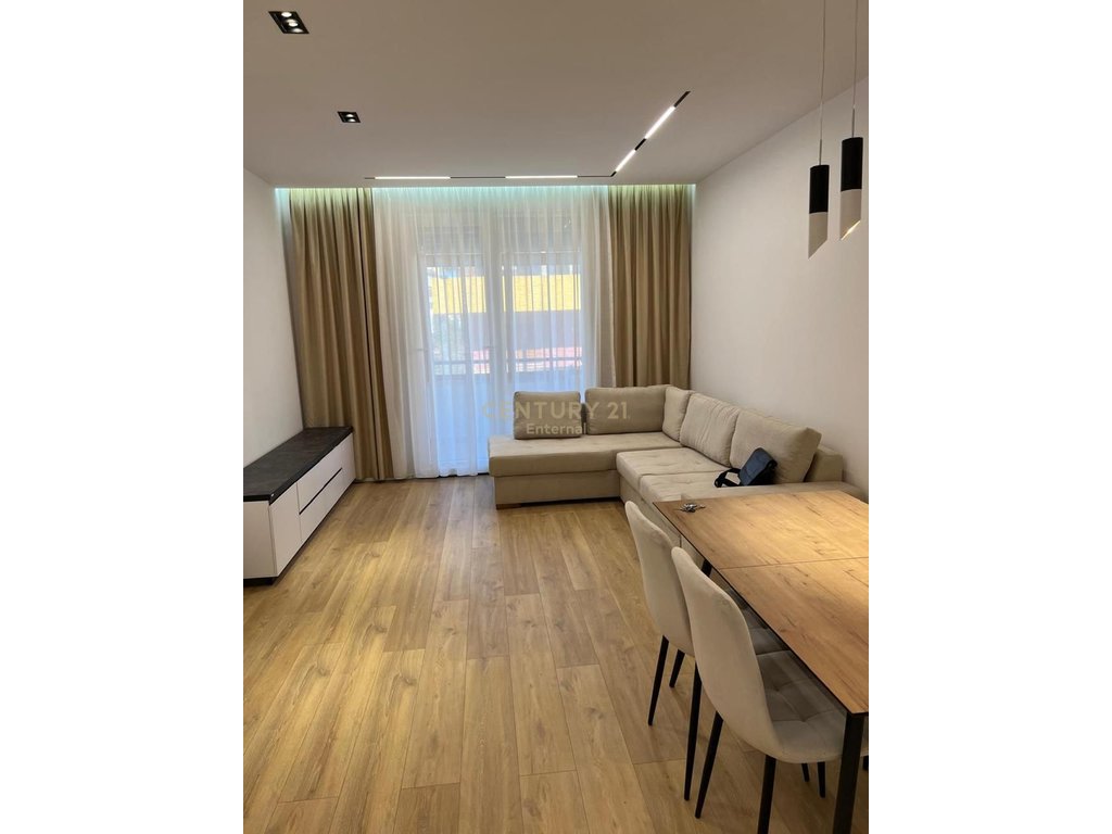 Apartment 2+1+2 for Rent near the Paris Commune