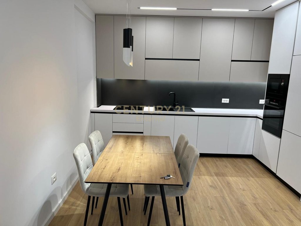 Apartment 2+1+2 for Rent near the Paris Commune