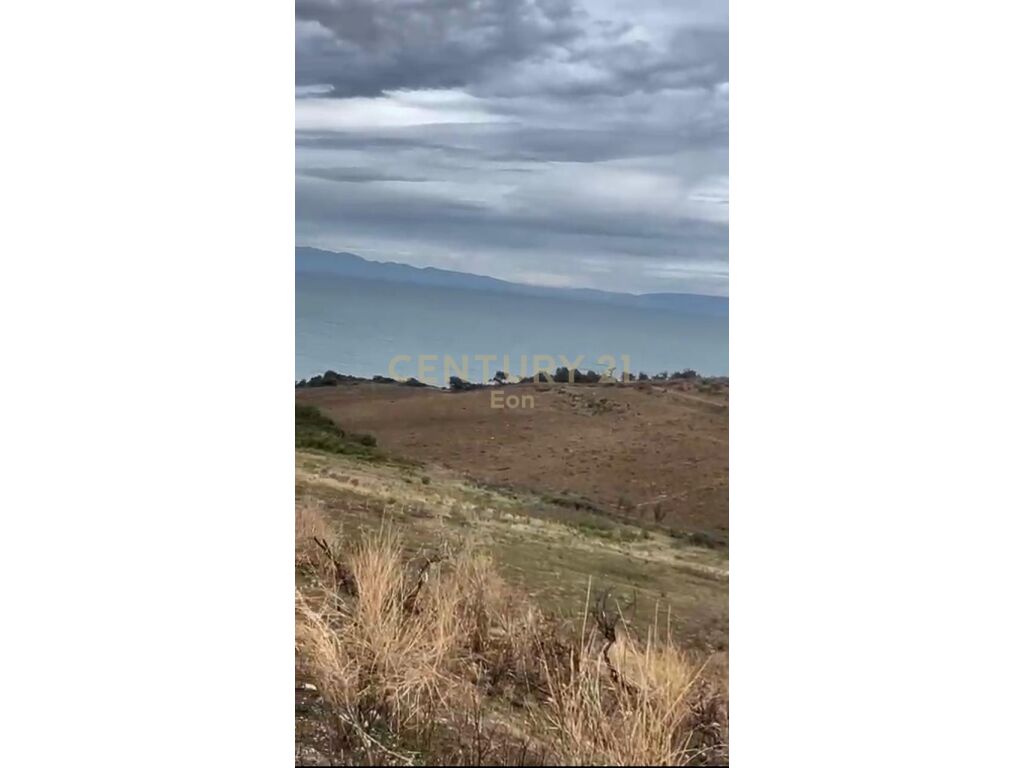 16500 M2 OF LAND FOR SALE, WITH SEA VIEW AT CAPE RODON!