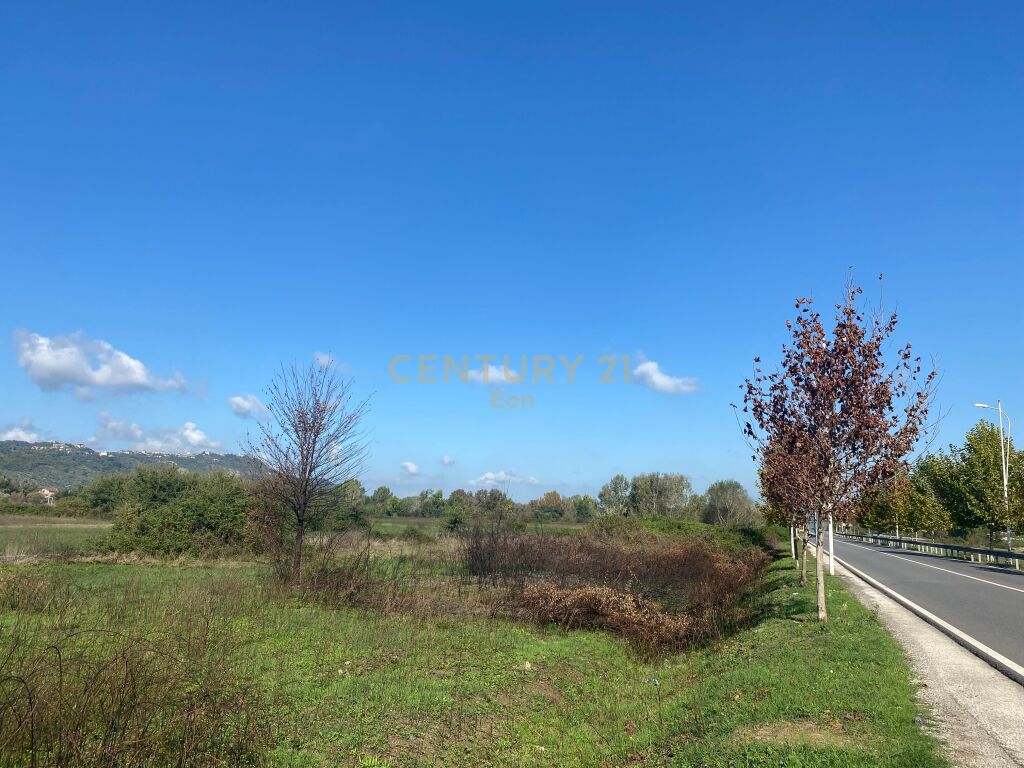 LAND FOR SALE IN RINA!