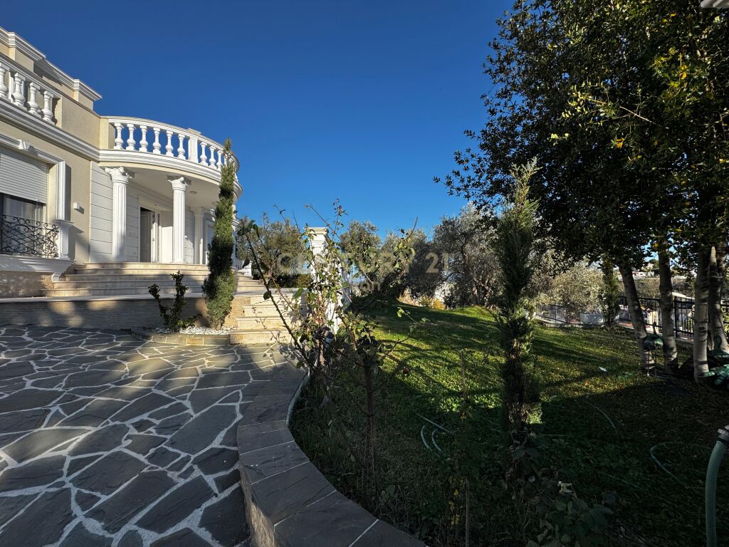 LUXURY VILLA FOR SALE IN THE NEW NEIGHBORHOOD, DURRES!