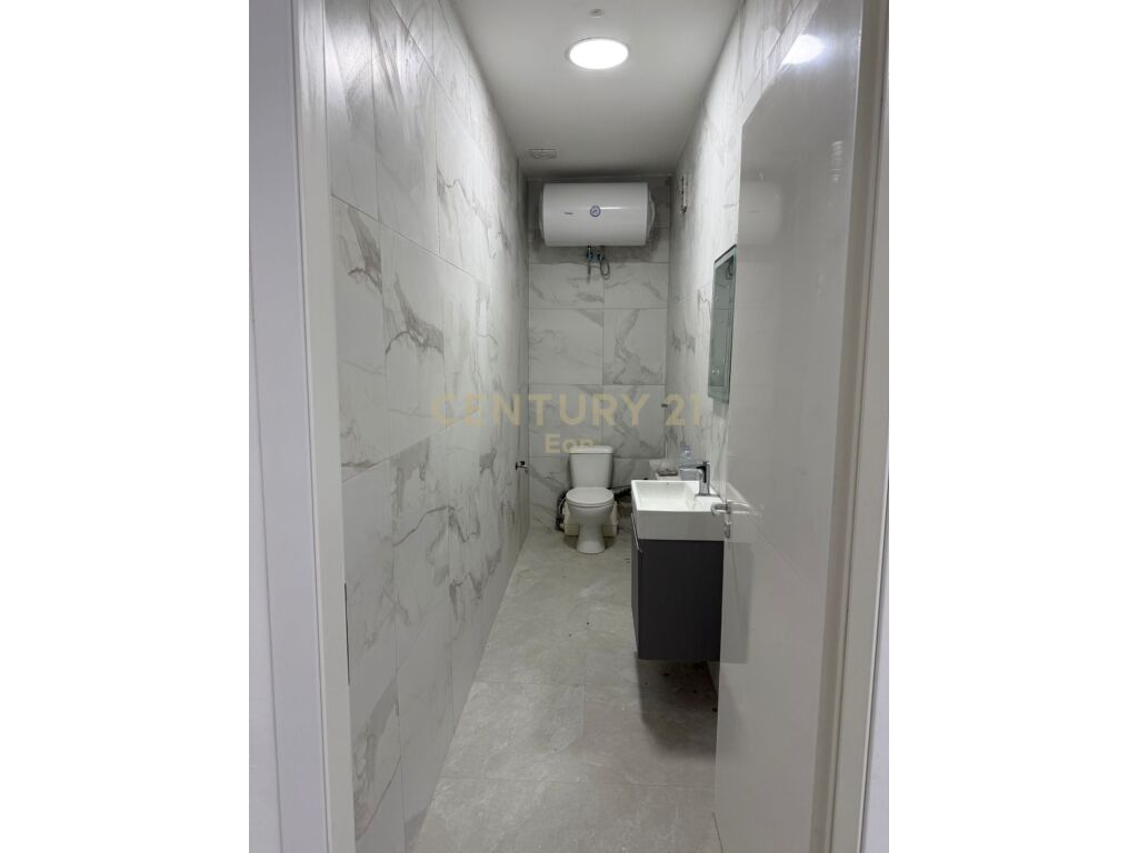 BUSINESS PREMISES FOR SALE ON THE -1ST FLOOR, DURRES BEACH!