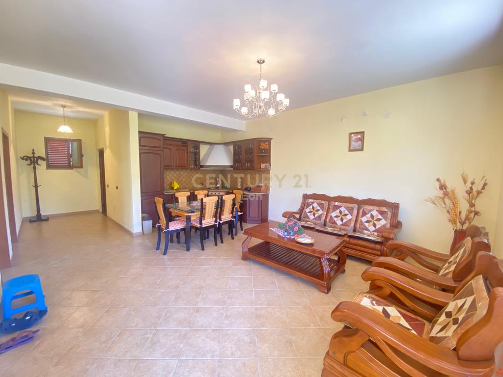 SUPER VILLA FOR SALE IN THE SPITALLE AREA, DURRES !!
