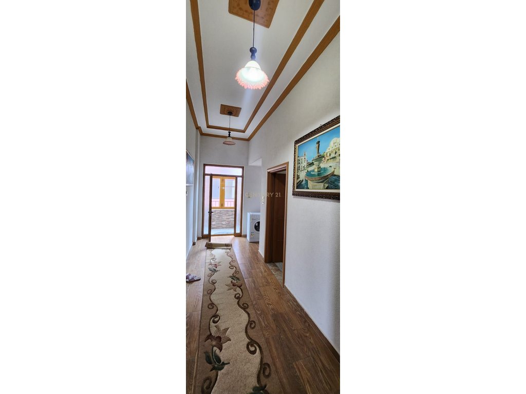 2+1 Apartment for Rent in the Center of Durrës!