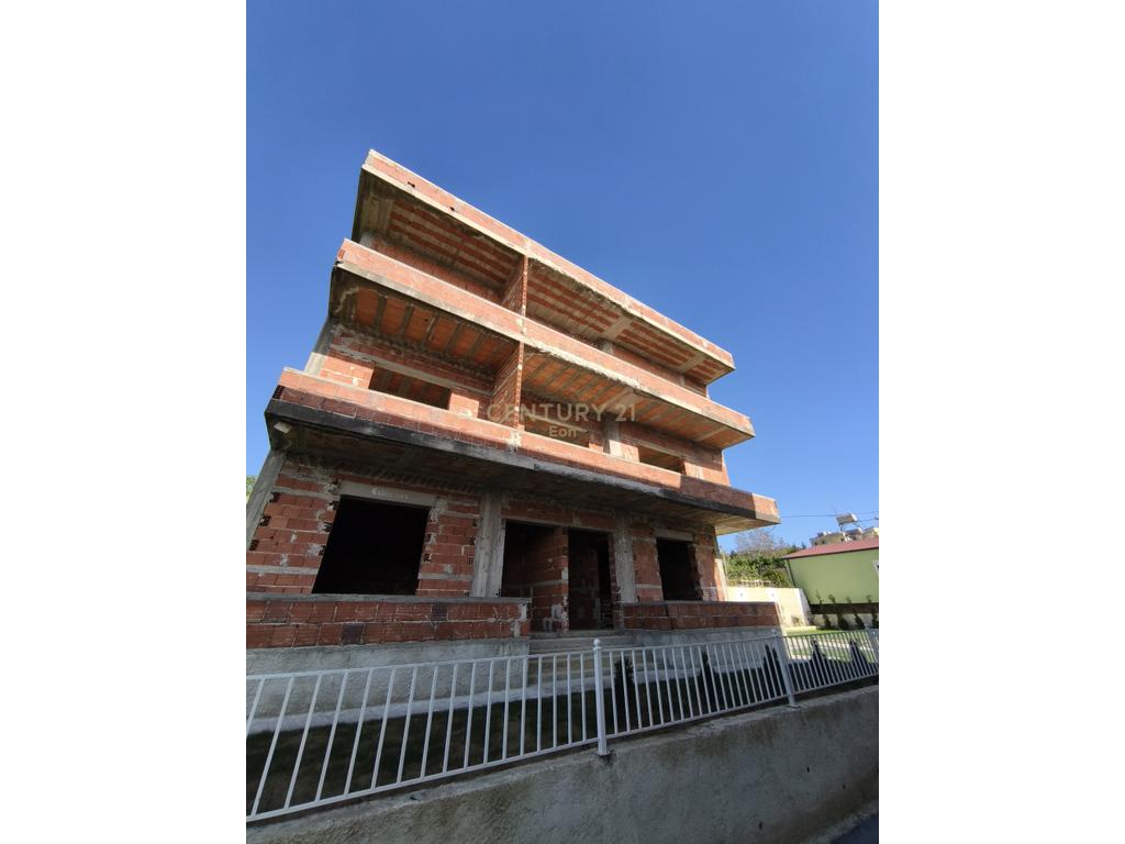4-STOREY BUILDING FOR SALE – HIGH POTENTIAL INVESTMENT IN PLEPA, DURRËS!