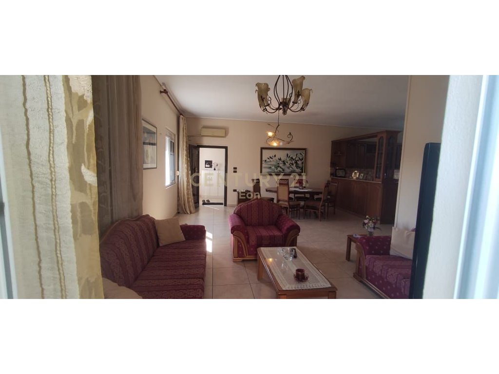 VILLA FOR SALE IN SPITALLE!