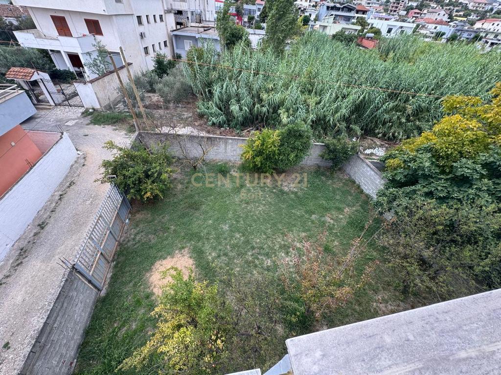 3-STOREY VILLA FOR SALE IN SPITALLE!