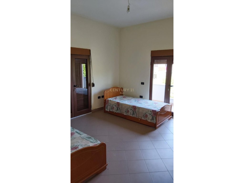 3-STOREY VILLA FOR SALE IN SPITALLE!