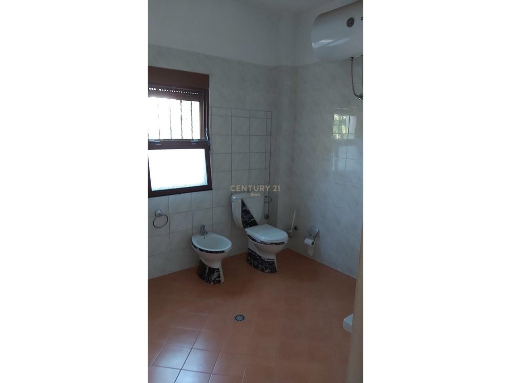 3-STOREY VILLA FOR SALE IN SPITALLE!