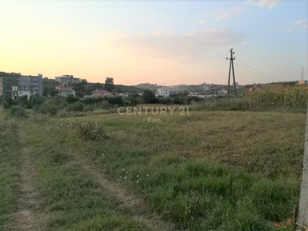 AREA OF 600M2 IS FOR SALE, DURRES!