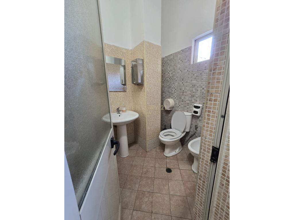 Commercial space for sale in Durrës, near Mujo Ulqinaku Street (1200 Euro/m2)!
