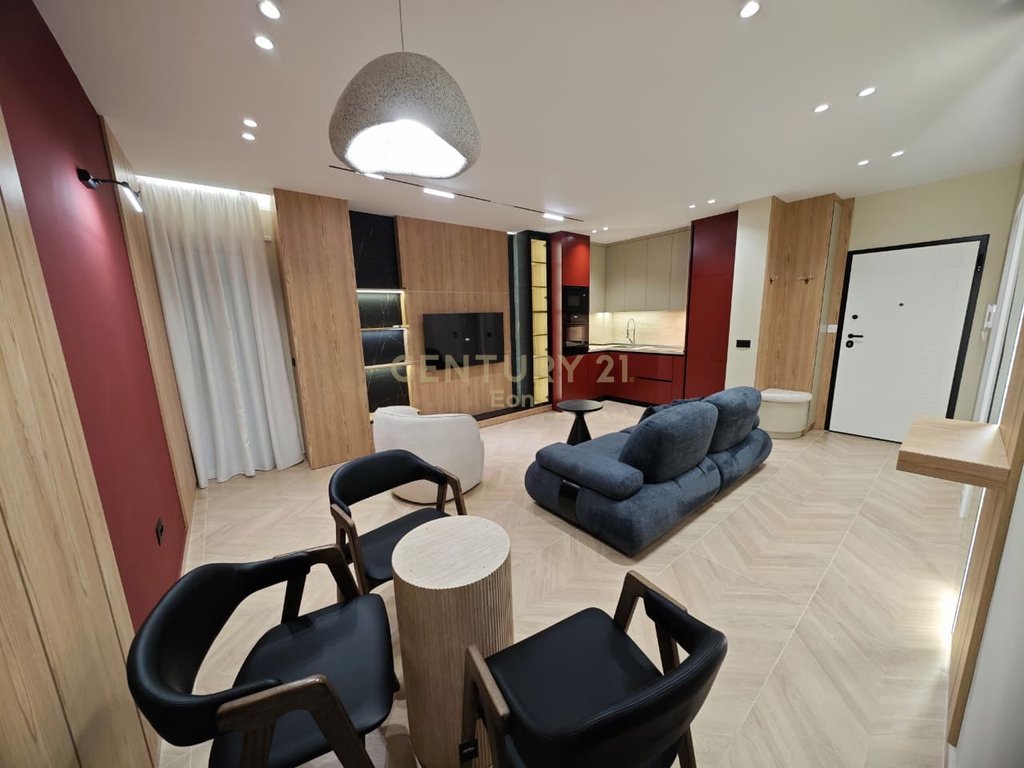 1+1 Apartment for Rent near the Prefecture, Durres!