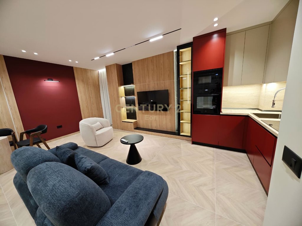 1+1 Apartment for Rent near the Prefecture, Durres!