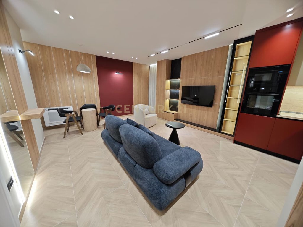 1+1 Apartment for Rent near the Prefecture, Durres!