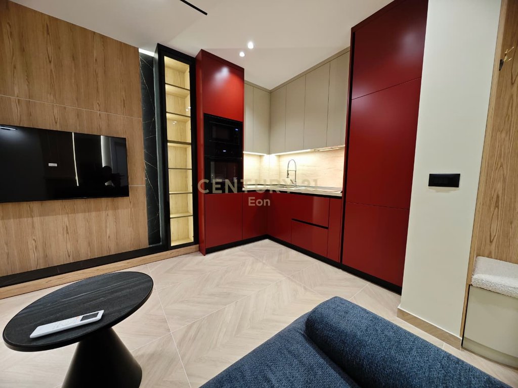 1+1 Apartment for Rent near the Prefecture, Durres!