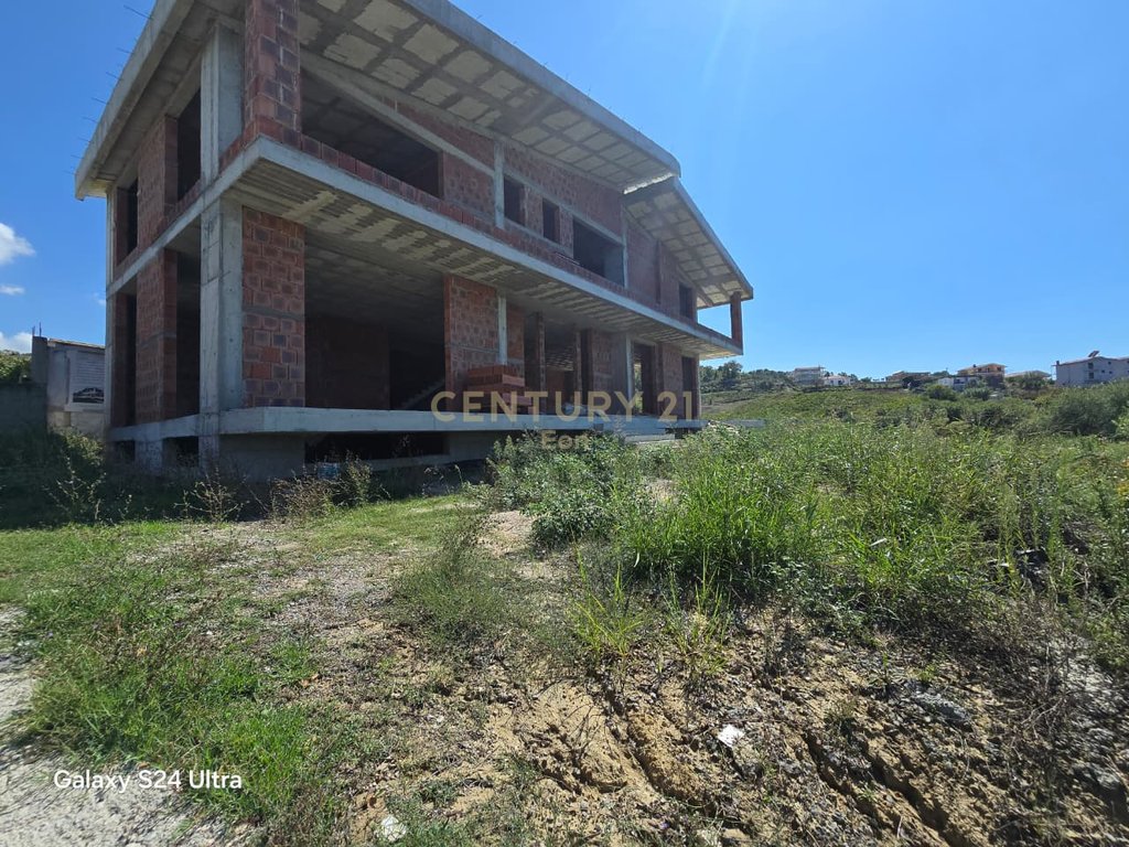 Guest House for Sale in Lalzi Bay!