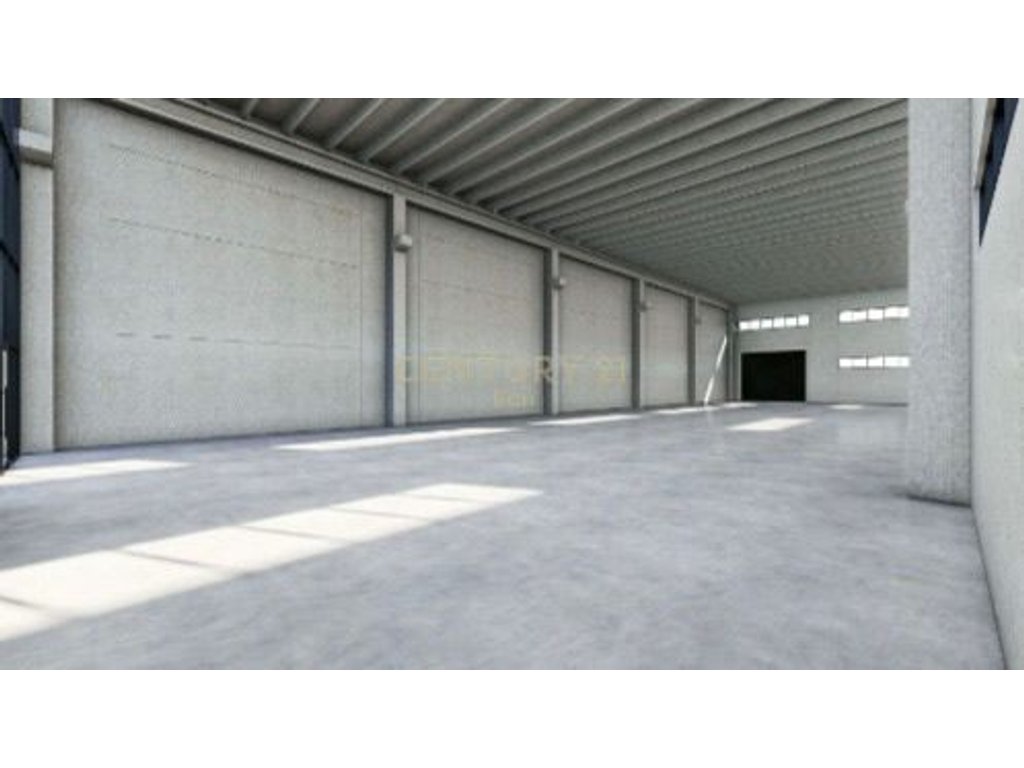 Warehouse for Rent First Row with the Road, Xhafzotaj!