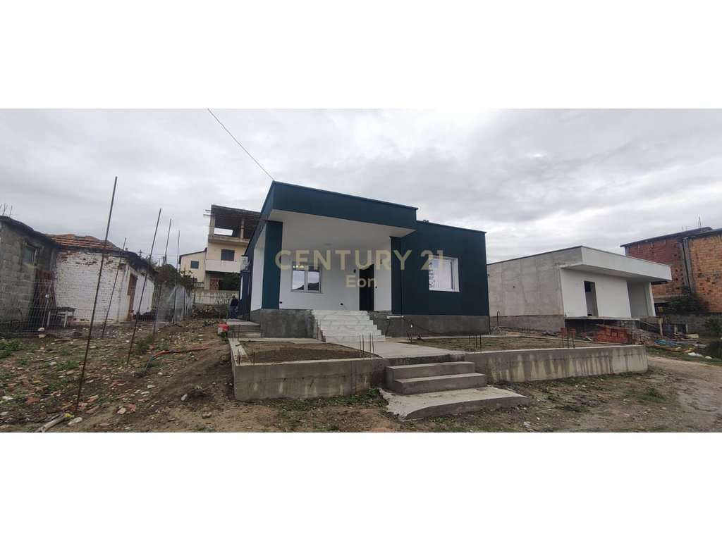VILLA FOR SALE IN RRASHBULL!
