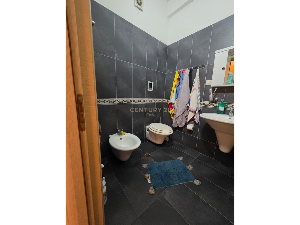 1+1 Apartment for Rent on the Beach First Station, Durrës!