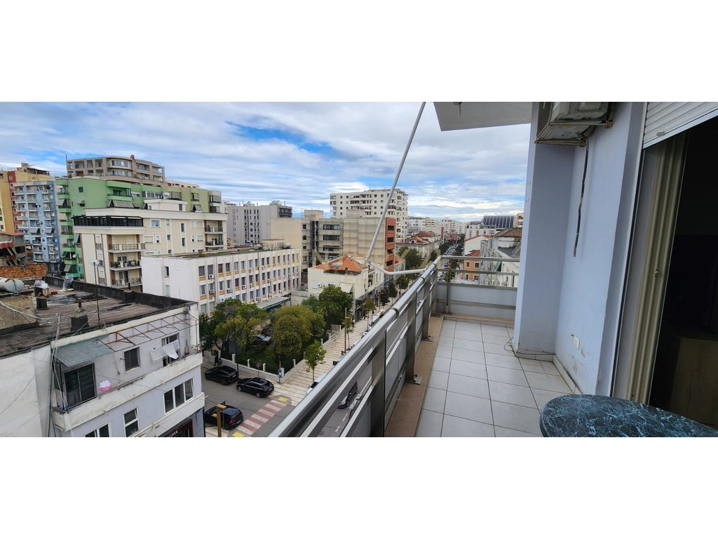 FOR RENT 3+1+2 APARTMENT NEAR THE PORT!