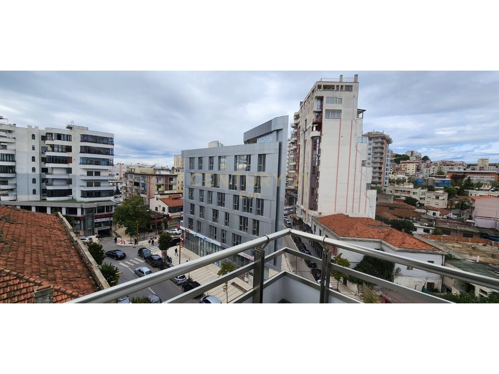 FOR RENT 3+1+2 APARTMENT NEAR THE PORT!