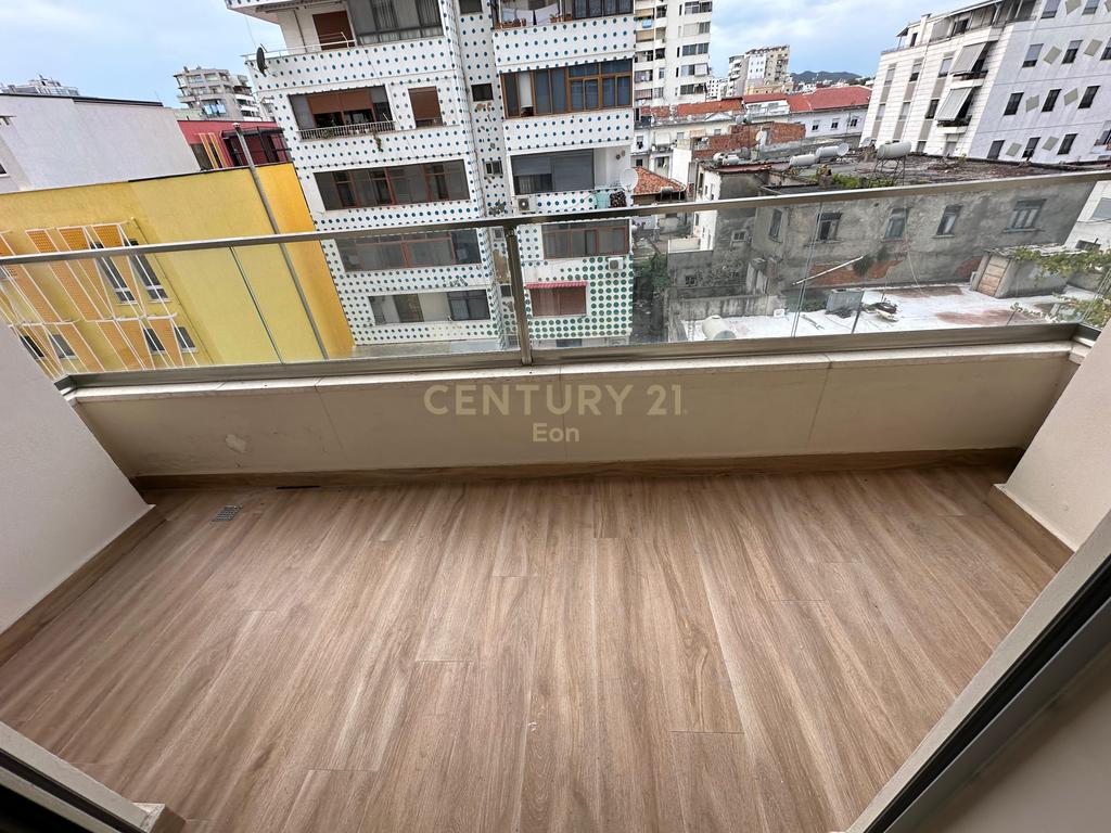 3+1+2 APARTMENT FOR RENT ON PORT ROAD IN DURRES!