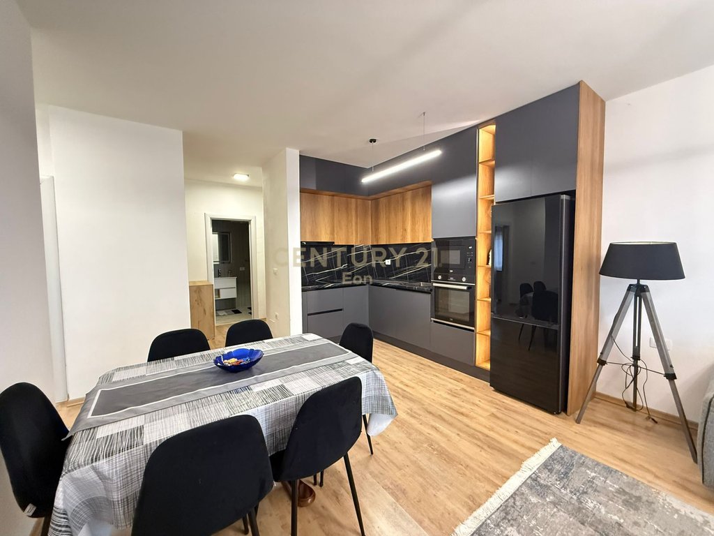 Apartment 2+1+2 For Rent with Sea View, Vollga Durrës - 850€ | 100 m²