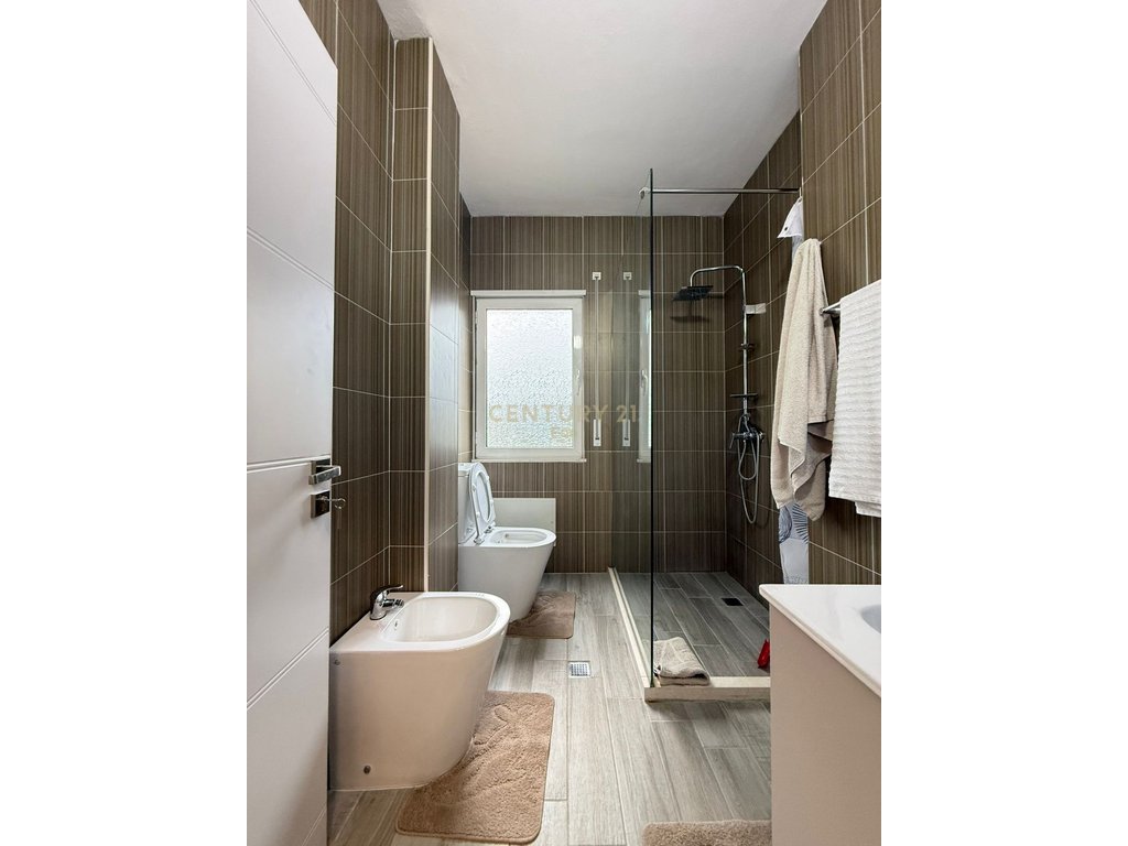 Apartment 2+1+2 For Rent with Sea View, Vollga Durrës - 850€ | 100 m²