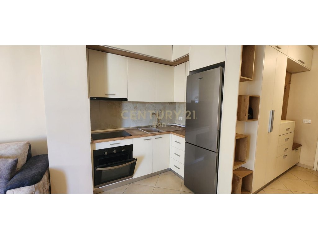 FURNISHED 2+1+2 APARTMENT FOR RENT NEAR THE TRAIN STATION!